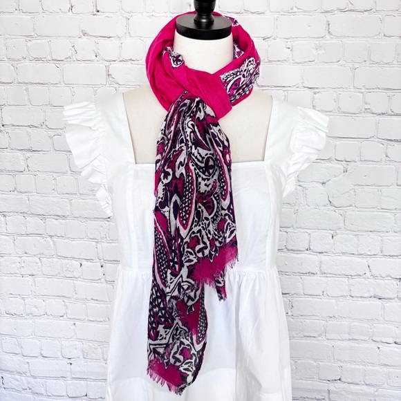 3 Multi-Colored Fashion Scarves - Picture 12 of 15